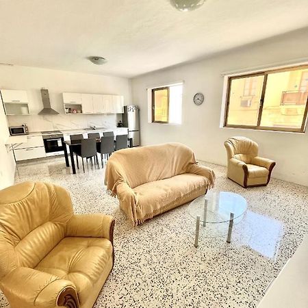 Camag Apartment - Very Close To Airport Birżebbuġa Exteriér fotografie